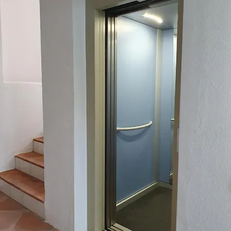 Jardines De Golondrinas Elviria By The Nikki 마르베야