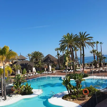 Marbella Beachfront Elviria Jardines De Las Golondrinas *