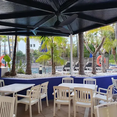 Beachfront Elviria Jardines De Golondrinas Apartment Marbella