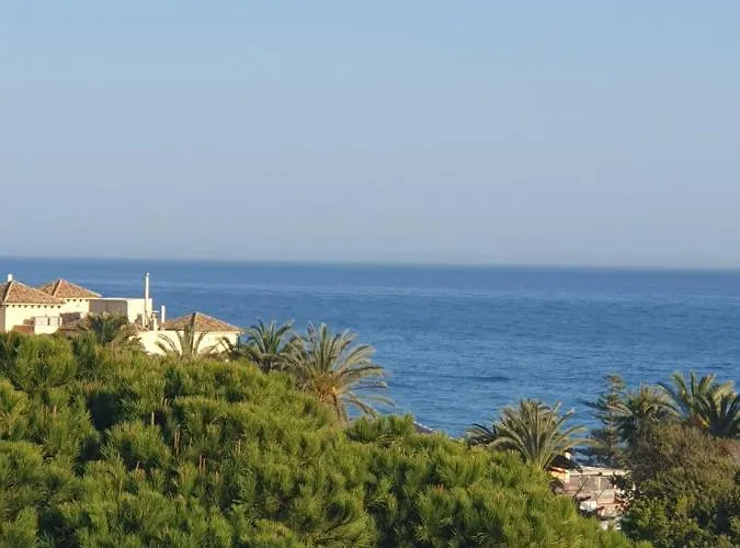 Jardines De Golondrinas Elviria By The Nikki