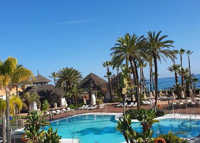 Jardines De Golondrinas Elviria By The Nikki *