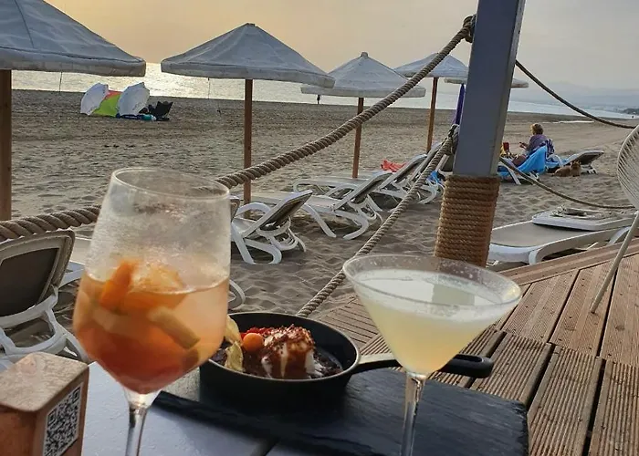 Jardines De Golondrinas Elviria By The Nikki *