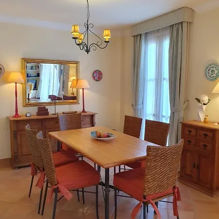 Jardines De Golondrinas Elviria By The Nikki